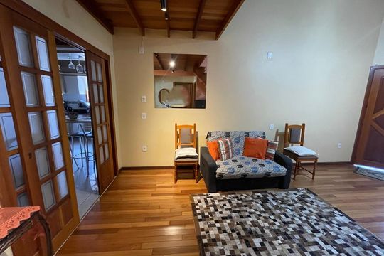 Casa para alugar com 3 quartos, 116m² em Petrópolis, Novo Hamburgo