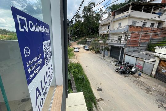 Placa de kitnet/studio para alugar com 1 quarto, 30m² em Parque Mirante da Mata, Cotia