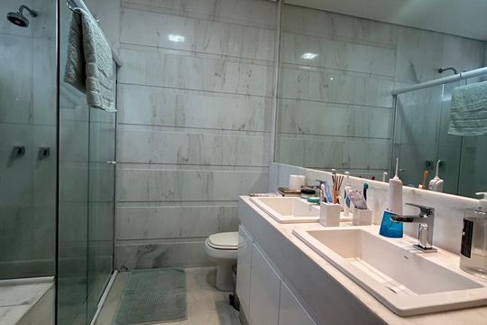 Casa à venda com 4 quartos, 548m² em Garças, Belo Horizonte