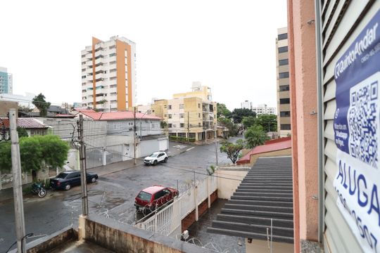 Plaquinha de apartamento para alugar com 3 quartos, 73m² em Santa Maria, Uberlândia