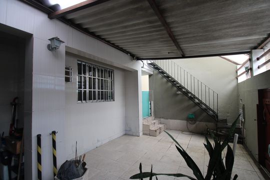 Garagem de casa à venda com 5 quartos, 1400m² em Taquara, Rio de Janeiro
