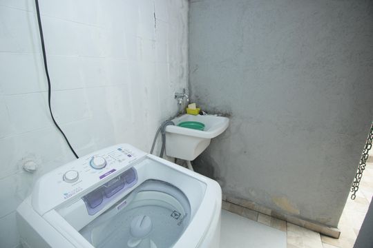 Área de Serviço de casa à venda com 3 quartos, 127m² em Vila Camilópolis, Santo André