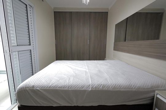 Quarto 2 de apartamento para alugar com 2 quartos, 50m² em Jardim Santo Antônio, Santo André
