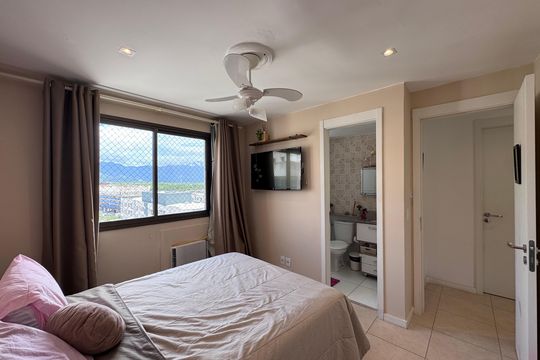Suíte 1 de apartamento à venda com 3 quartos, 144m² em Recreio dos Bandeirantes, Rio de Janeiro