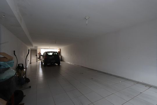Garagem de casa à venda com 3 quartos, 207m² em Vila Alpina, São Paulo