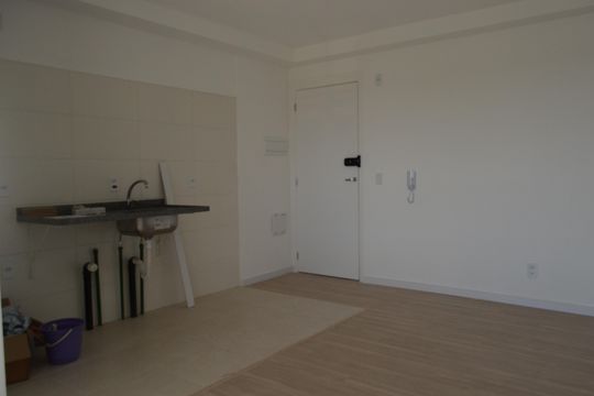 Apartamento para alugar com 3 quartos, 64m² em Parque Santa Rosa, Suzano