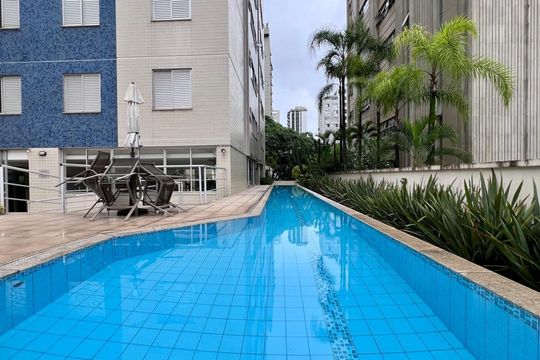 Área comum - Piscina de apartamento à venda com 2 quartos, 64m² em Lourdes, Belo Horizonte