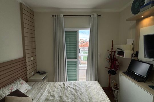 Suite 1 de casa à venda com 3 quartos, 146m² em Vila Cecília Maria, Santo André
