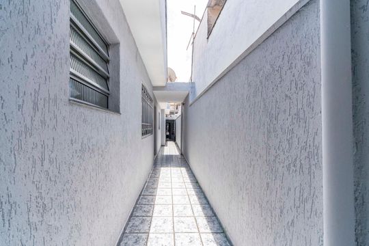 Corredor Externo de casa à venda com 3 quartos, 90m² em Jardim Itapoan, Santo André