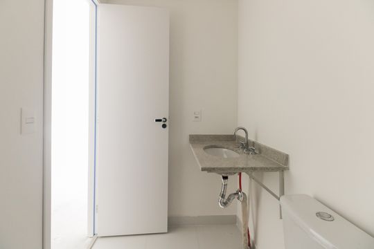 Banheiro  de kitnet/studio à venda com 1 quarto, 27m² em Vila Matilde, São Paulo