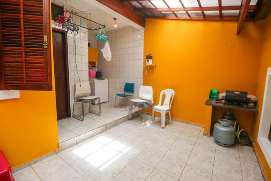 Área de Serviço de casa à venda com 3 quartos, 126m² em Parque Monte Alegre, Taboão da Serra