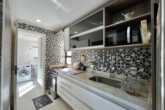 Cozinha de apartamento à venda com 3 quartos, 142m² em Vila Guararapes, Campinas