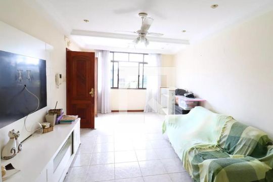 Sala de casa para alugar com 2 quartos, 210m² em Jardim Carioca, Rio de Janeiro