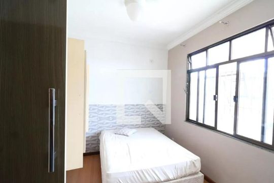Quarto de casa à venda com 2 quartos, 210m² em Jardim Carioca, Rio de Janeiro