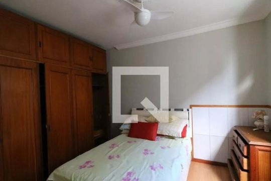 Quarto de casa à venda com 2 quartos, 210m² em Jardim Carioca, Rio de Janeiro