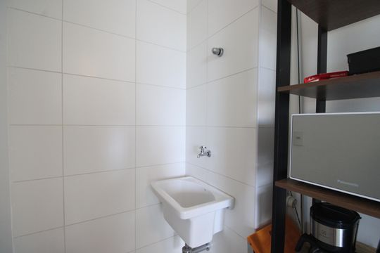 Área de serviço de apartamento à venda com 2 quartos, 77m² em Barra Olímpica, Rio de Janeiro