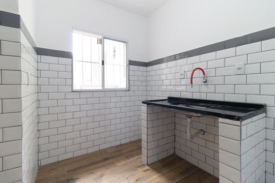 Cozinha de apartamento para alugar com 1 quarto, 60m² em Jardim Vergueiro, São Paulo