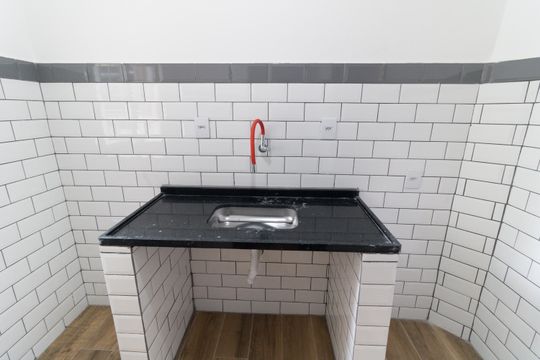 Cozinha de apartamento para alugar com 1 quarto, 60m² em Jardim Vergueiro, São Paulo