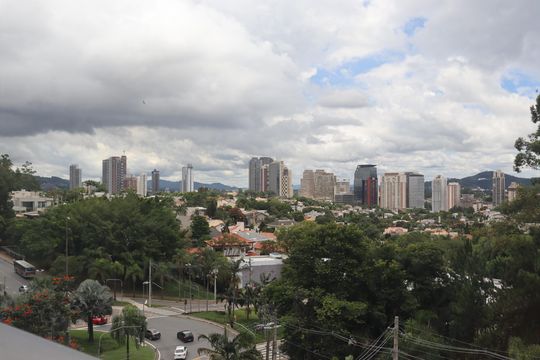 Vista de apartamento para alugar com 2 quartos, 123m² em Alphaville Industrial, Barueri