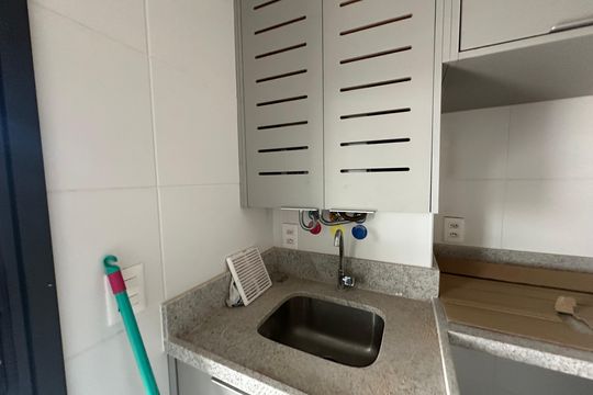 Área de Serviço de apartamento para alugar com 2 quartos, 123m² em Alphaville Industrial, Barueri