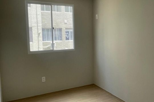 Quarto de apartamento para alugar com 2 quartos, 44m² em Parque Colúmbia, Rio de Janeiro