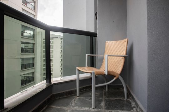 Varanda do Quarto 2 de apartamento para alugar com 3 quartos, 167m² em Vila Clementino, São Paulo