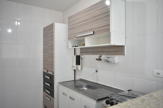 Cozinha de apartamento para alugar com 2 quartos, 55m² em São Judas, São Paulo