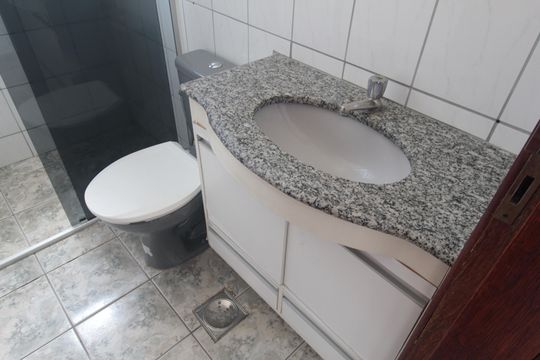 Banheiro da Suite de apartamento para alugar com 3 quartos, 60m² em Minas Caixa, Belo Horizonte