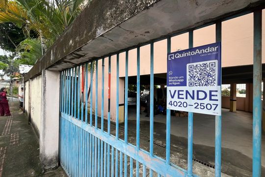 Plaquinha Instalada de apartamento para alugar com 3 quartos, 60m² em Minas Caixa, Belo Horizonte