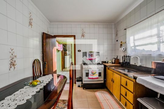 Casa para alugar com 3 quartos, 154m² em Vila Progresso, Santo André