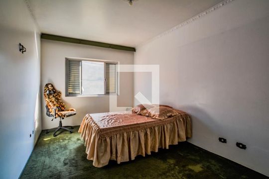 Casa à venda com 3 quartos, 154m² em Vila Progresso, Santo André
