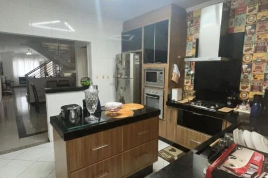 Cozinha de casa à venda com 3 quartos, 250m² em Parque Renato Maia, Guarulhos