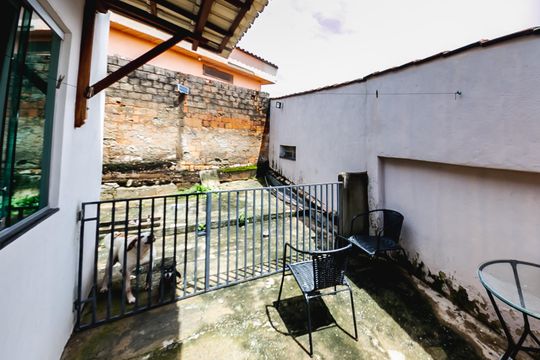 Casa à venda com 2 quartos, 390m² em Novo Glória, Belo Horizonte