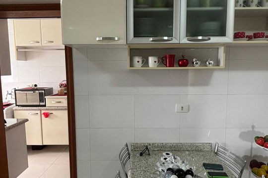 Cozinha de apartamento à venda com 3 quartos, 141m² em Vila Assunção, Santo André