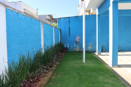 Casa de Condomínio para alugar com 3 quartos, 191m² em Rio Cotia, Cotia