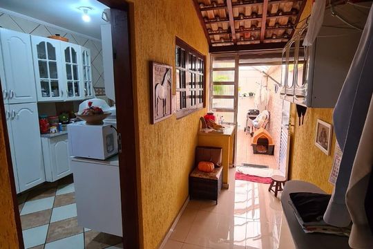 Casa à venda com 2 quartos, 110m² em Jardim Ana Maria, São Paulo