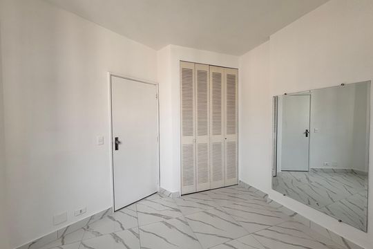 Quarto de apartamento para alugar com 1 quarto, 42m² em Indianópolis, São Paulo