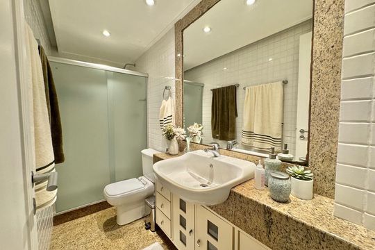 Banheiro de apartamento para alugar com 4 quartos, 202m² em Recreio dos Bandeirantes, Rio de Janeiro