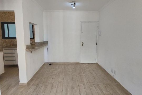 Sala de apartamento à venda com 1 quarto, 43m² em Ponte Preta, Campinas