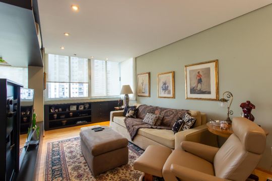 Apartamento para alugar com 4 quartos, 272m² em Morumbi, São Paulo