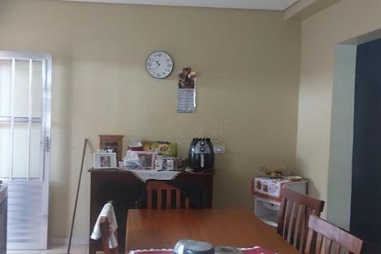 Casa à venda com 3 quartos, 196m² em Santo Antônio, Osasco