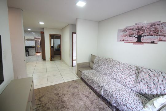 Sala de casa à venda com 3 quartos, 224m² em Jardim Filadelfia, Belo Horizonte
