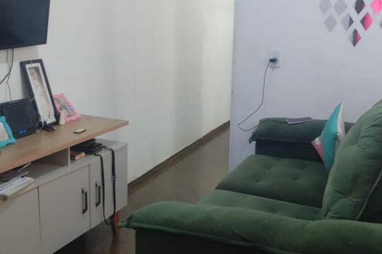 Sala de apartamento para alugar com 2 quartos, 44m² em Jardim Paraguacu, São Paulo