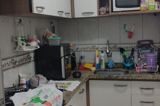 Cozinha de apartamento para alugar com 2 quartos, 44m² em Jardim Paraguacu, São Paulo