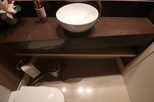 Lavabo de casa de condomínio à venda com 3 quartos, 150m² em Marechal Rondon, Canoas