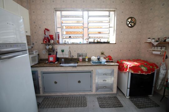 Cozinha de apartamento à venda com 2 quartos, 90m² em Brás de Pina, Rio de Janeiro