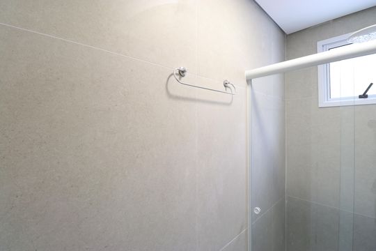 Banheiro de kitnet/studio para alugar com 1 quarto, 20m² em Barra Funda, São Paulo