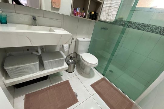 Banheiro de apartamento à venda com 3 quartos, 112m² em Jardim Maria Rosa, Taboão da Serra