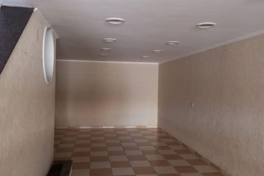 Garagem de casa para alugar com 3 quartos, 223m² em Jardim Sao Jose, São Paulo