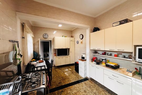 Cozinha de casa de condomínio para alugar com 4 quartos, 600m² em Aldeia da Serra, Barueri